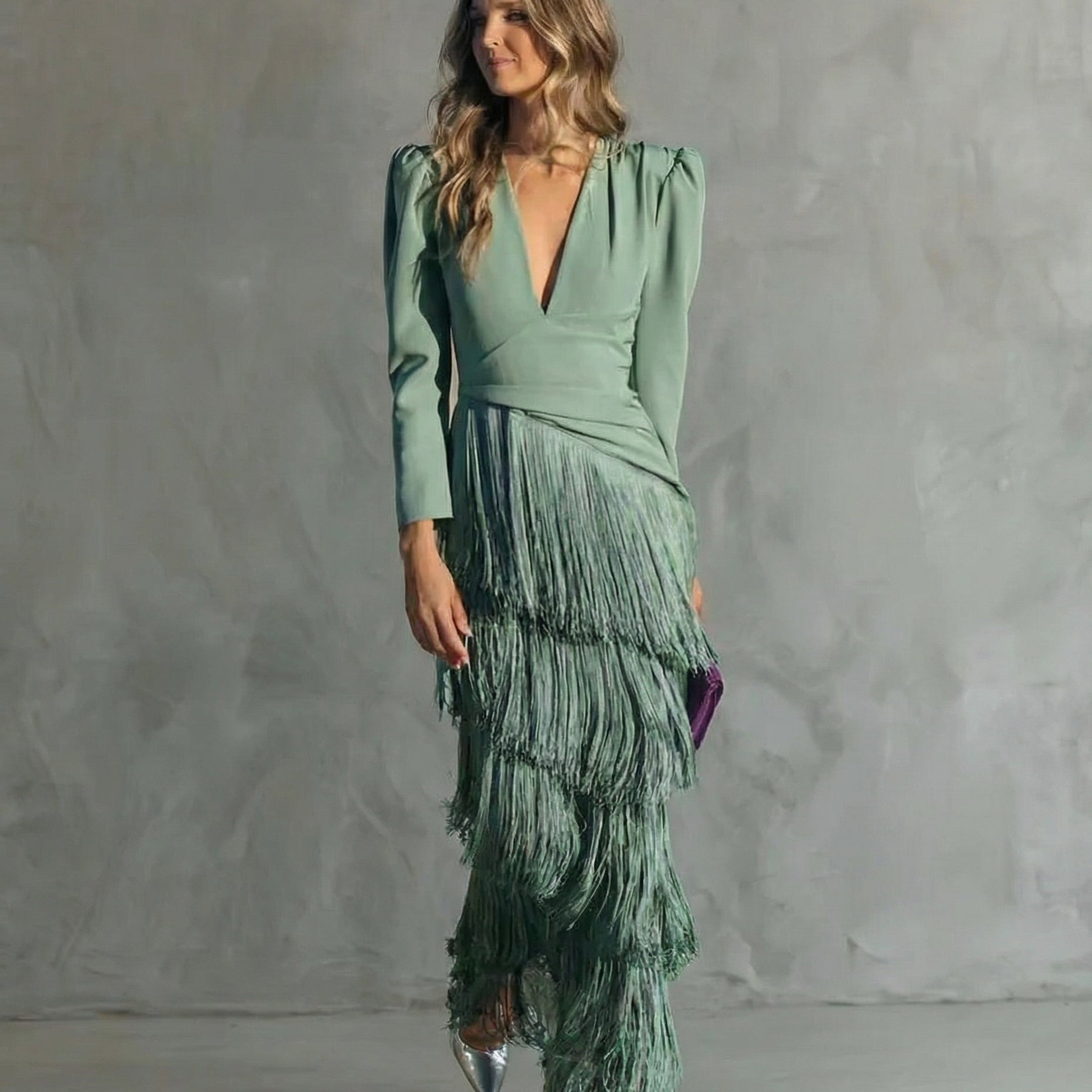 Chiara | Vestido Elegante com Mangas de Franja