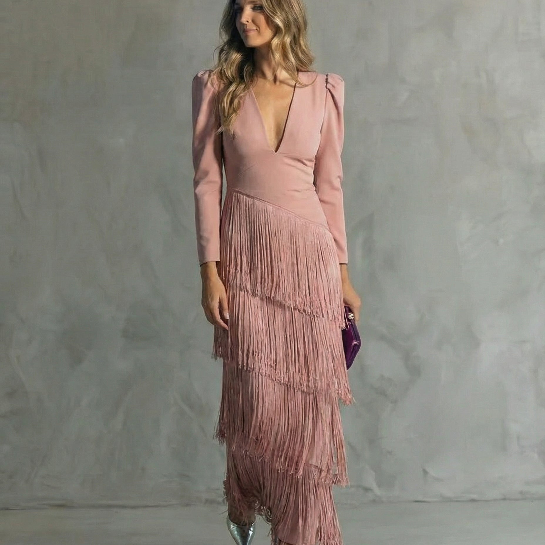 Chiara | Vestido Elegante com Mangas de Franja