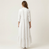 ADRIANNA | VESTIDO MAXI COM GOLA E BOTÕES NA FRENTE E HEM RUFFLE